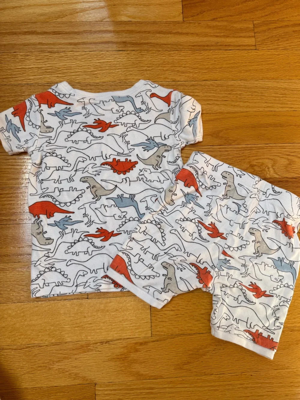GAP two piece